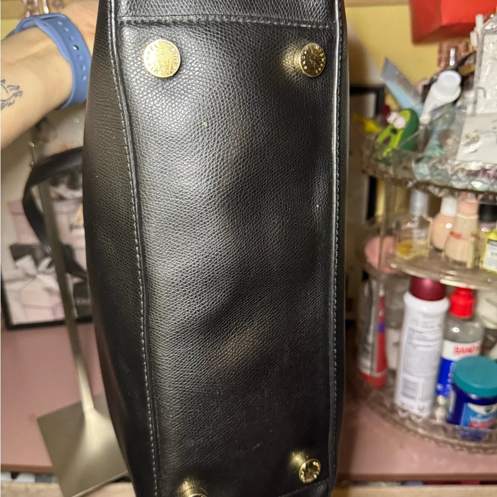 Michael Kors Tilda Saffiano Leather large tote bag in black - Picture 11 of 11